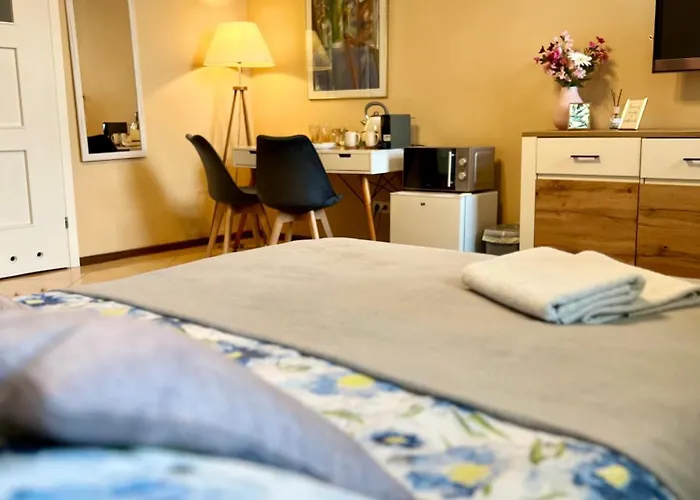 - Apartament W Centrum Z Parkingiem - Swietna Lokalizacja -